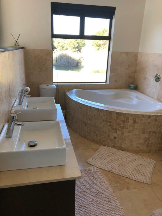 Rivendell Hartbeespoort Exterior foto
